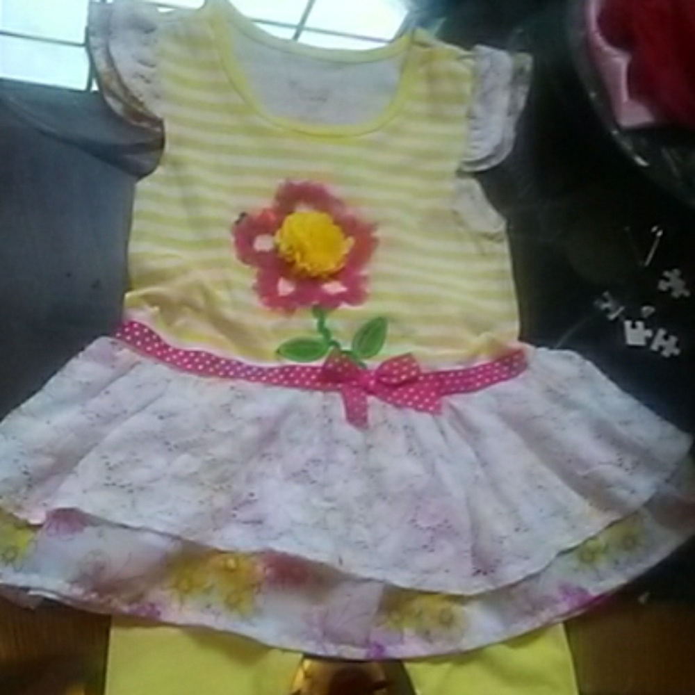 Size 4T Capri and shirt matching set